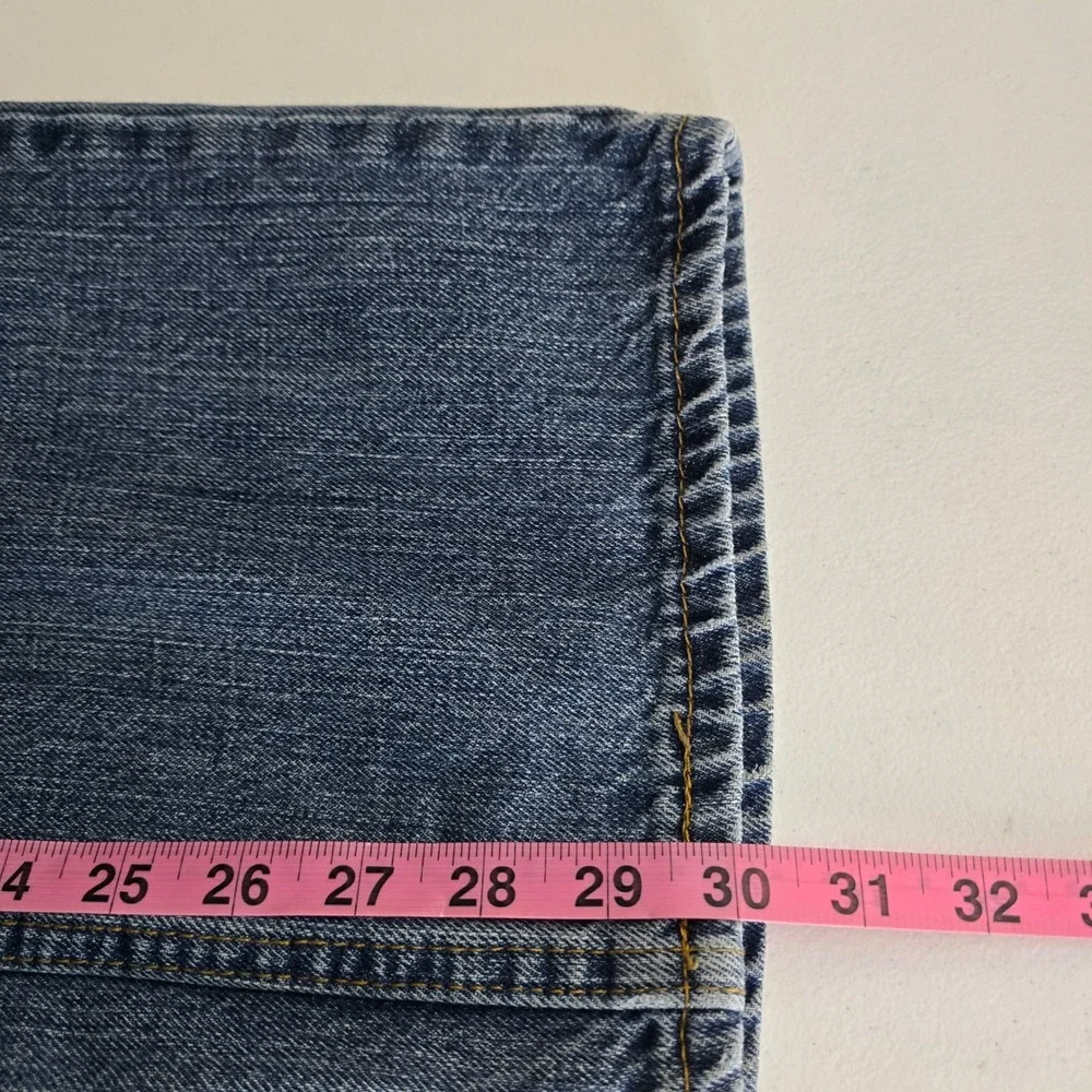 Vintage Levis 559 Relaxed Straight Jeans Mens 36x30 Medium Wash Blue Denim Y2K